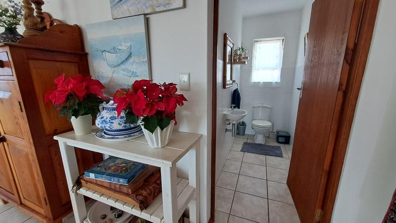 4 Bedroom Property for Sale in Jongensfontein Western Cape